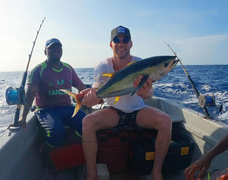 ZANZIBAR FISHING EXPRIENCE - Setting out from Kizimkazi for the Indian Ocean