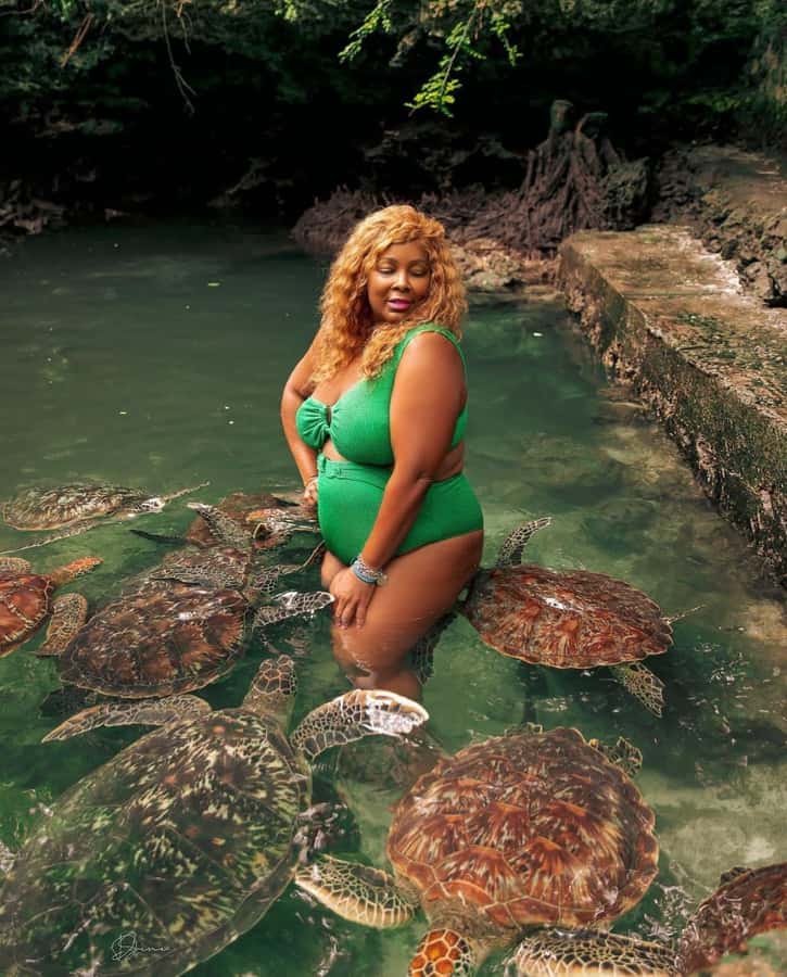Zanzibar: Horseback Riding and Turtle Swimming Tour - Two animal encounters in one Zanzibar outing