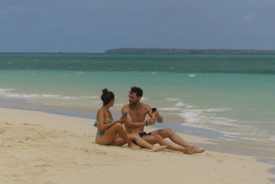 Zanzibar: Mnemba Atoll Marine Reserve Snorkeling Tour - The sandbank stop and its simple pleasures