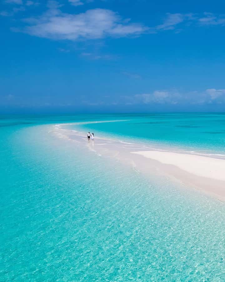 Zanzibar: Nakupenda Sandbank Day Trip with Snorkeling - Arriving early at the white sand
