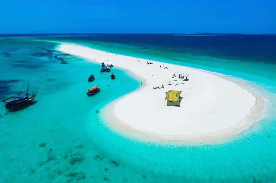 Zanzibar: Prison Island and Nakupenda Boat Trip with Lunch - Snorkeling: treat it as a bonus