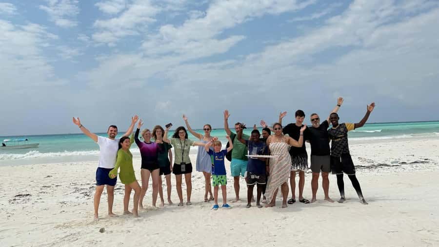 Zanzibar: Pungume island-dolphin watching - BBQ Lunch - Key points to know before booking