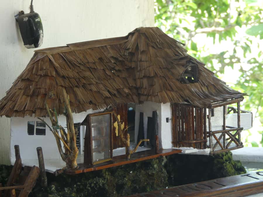 Zanzibar: Rock Restaurant and Cave Tour Visit - Swimming in the mineral-water pool