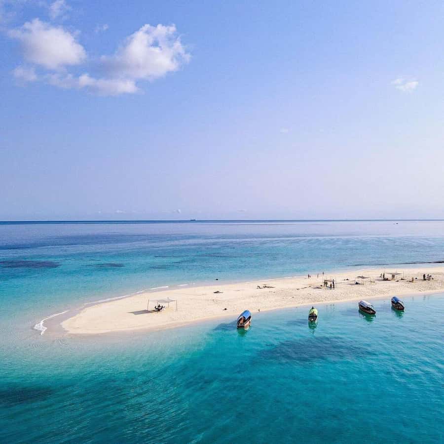 Zanzibar: Safari Blue Snorkeling and Sandbank - Leaving Fumba Beach by dhow