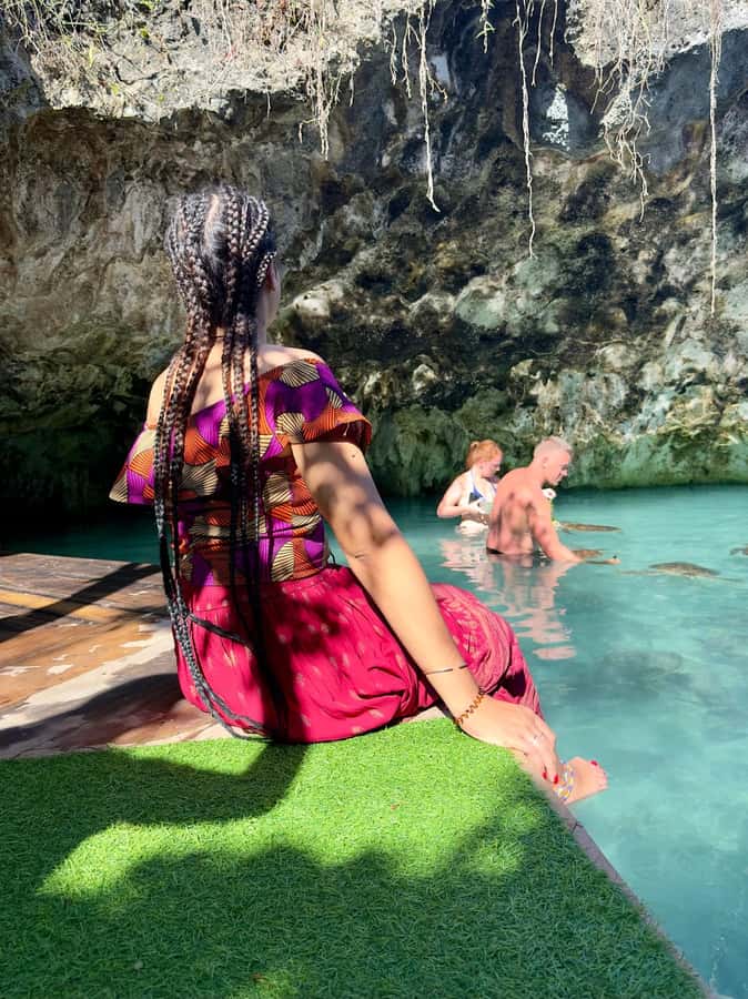 Zanzibar: Sea Turtle Swim at Kizimkazi Salaam Cave Tour - Crowds, timing, and the 30-minute visit