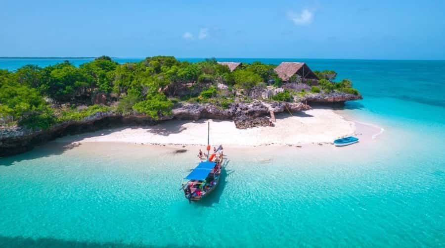Zanzibar: Spice Farm, Stone Town & Prison Island with Lunch - Why this one-day Zanzibar combination works