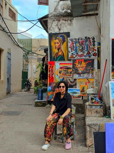 Zanzibar: Stone Town Heritage & Slave Market Tour - The Tanzanite Museum and Zanzibar’s blue stone