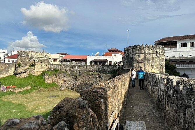 Zanzibar Stone Town Highlight walking tour - House of Wonders and Stone Town’s grand face