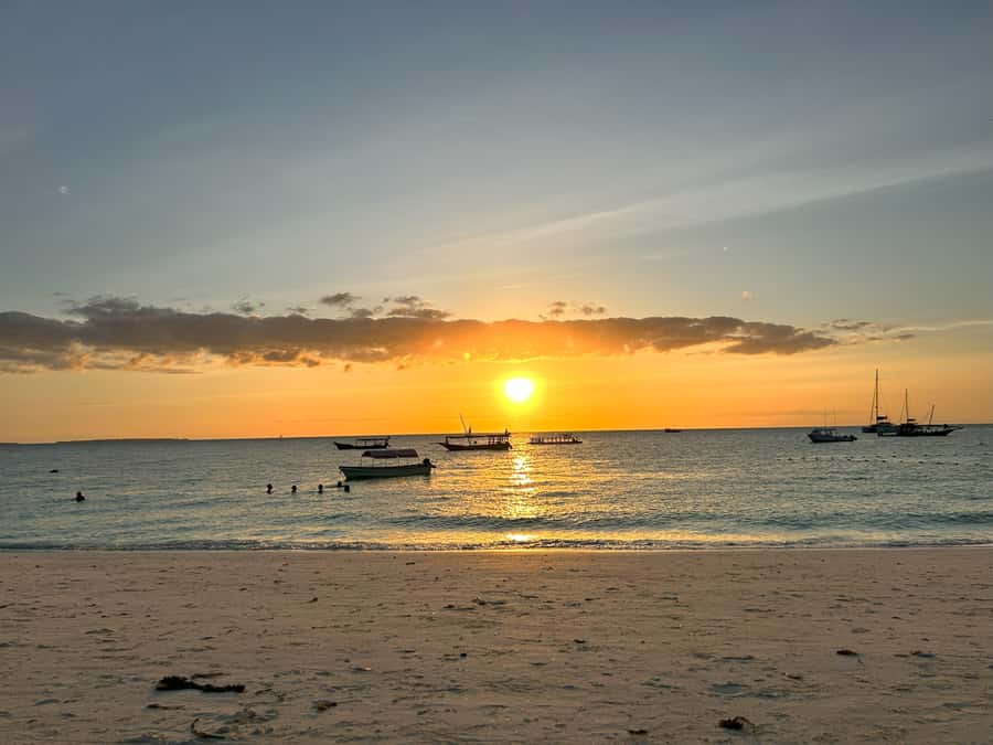 Zanzibar: Sunset Dhow Cruise - The three-hour cruise and sunset views